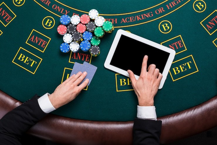 Antarmuka Playtech ulti300 menampilkan navigasi intuitif dan kategori permainan yang tersedia